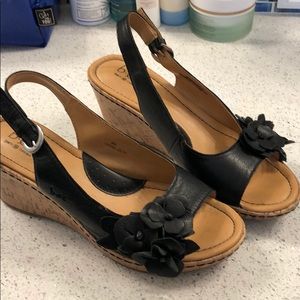 Women’s black wedge sandal